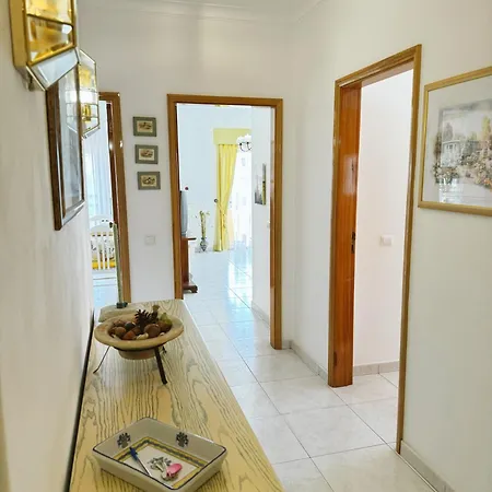 Plaza Real - Silhueta Citadina * Portimão